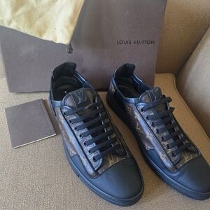 Louis Vuitton Men's Black and Brown Monogram Sneakers Size 7.5/US 8.5